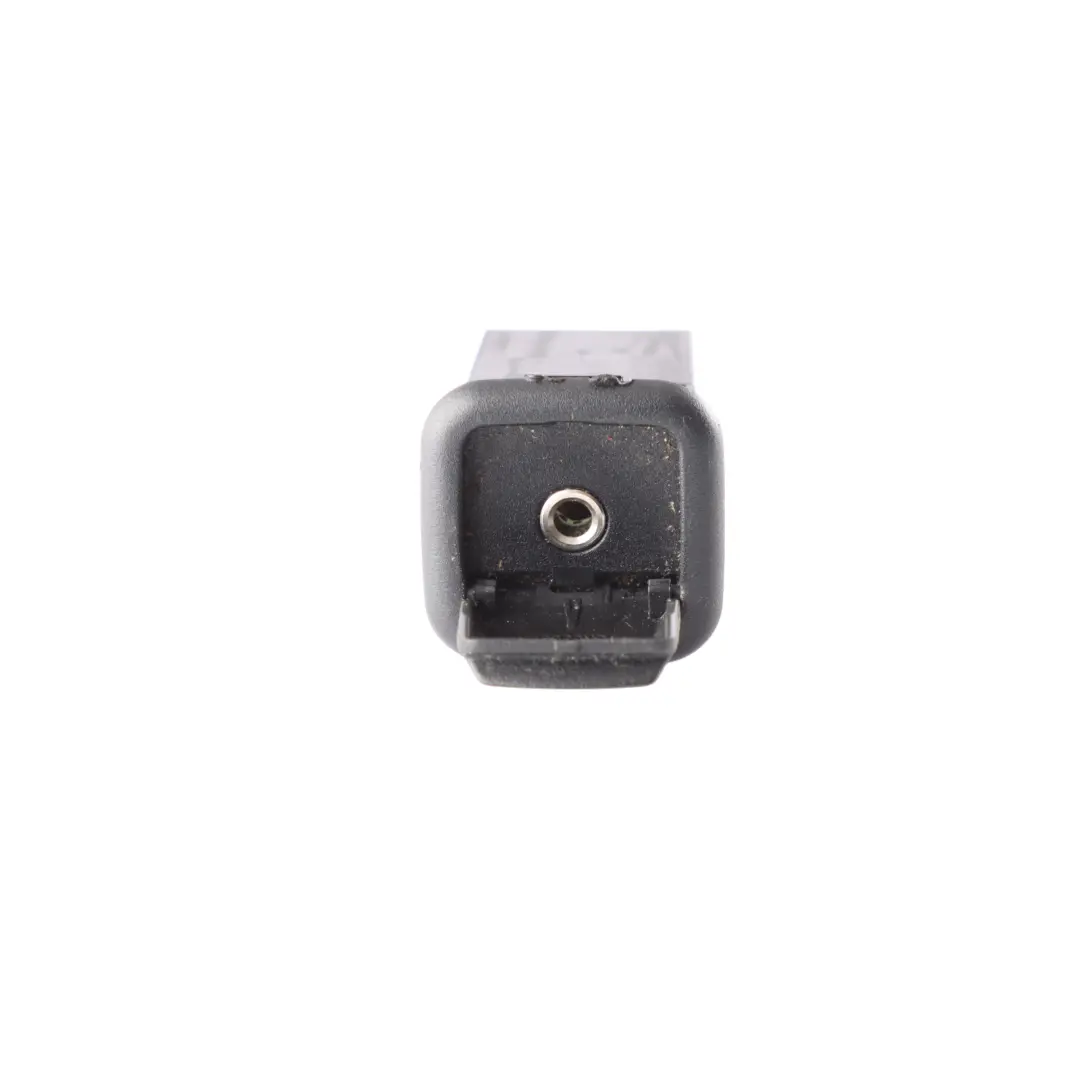 AUX Inlet Door Socket Port to Skoda Fabia 5J with Part number 5J0035475 Skoda Fabia 5J AUX Inlet Door Socket Port - SKU 5J0035475 - Part number 5J0035475