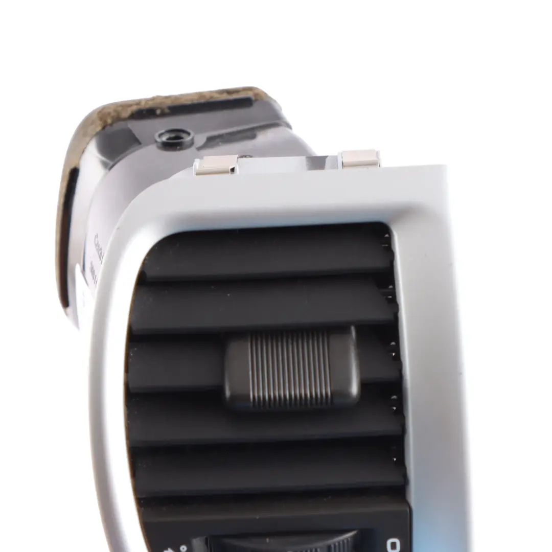 Skoda Fabia 5J Front Air Vent Kanal Trim Armaturenbrett Panel Rechts - SKU 5J0819702E - Teilenummer 5J0819702E