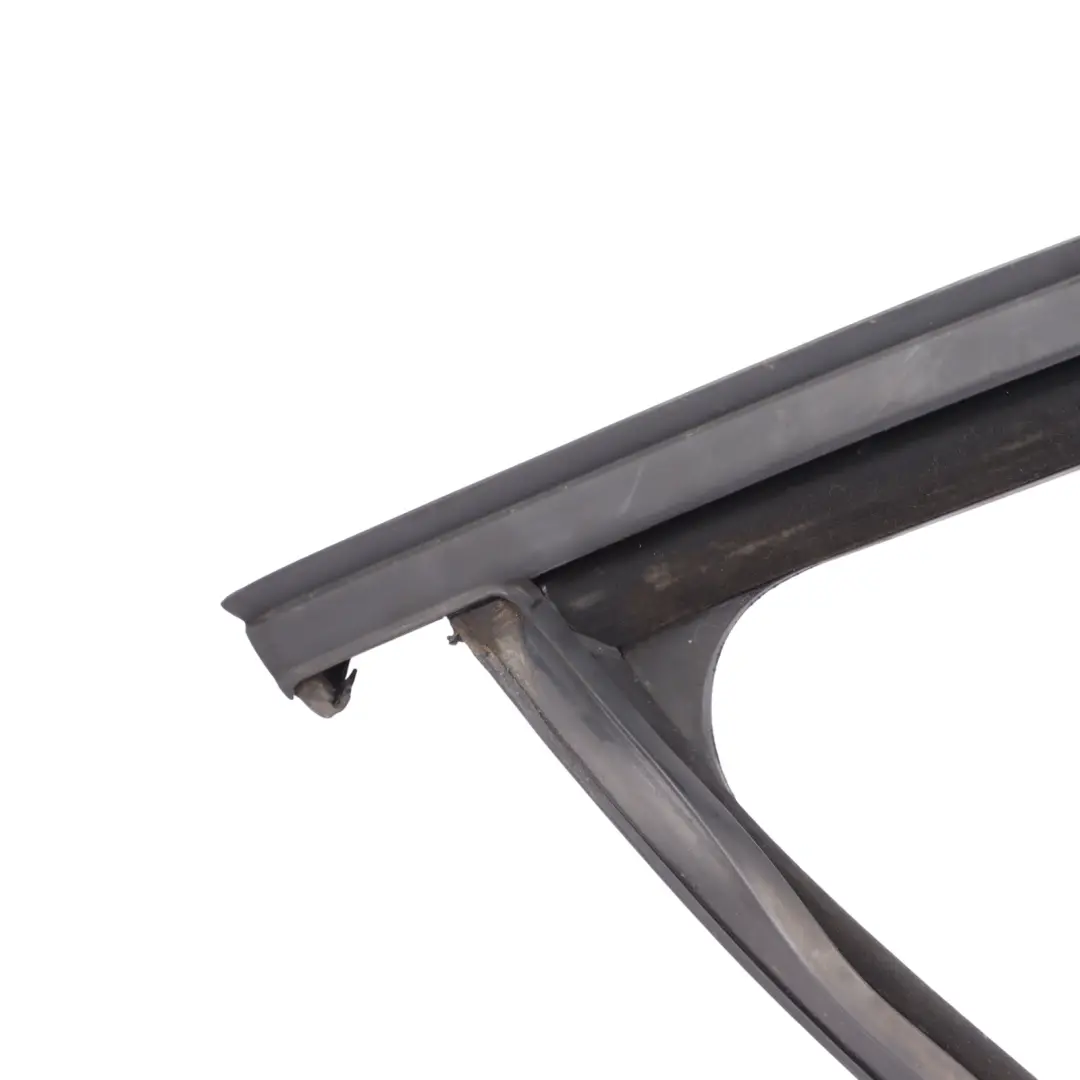 Skoda Fabia 5J Guarnizione Guida Finestrino Anteriore Destra - SKU 5J0837432F - Numero di parte 5J0837432F