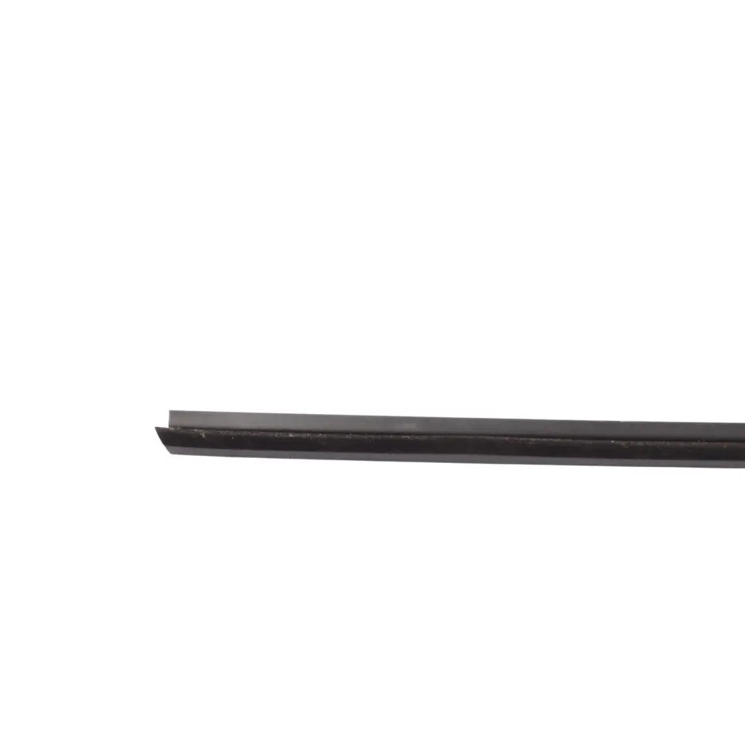 Skoda Fabia 5J Striscia Guarnizione Interna Del Finestrino Anteriore - SKU 5J0837479 - Numero di parte 5J0837479