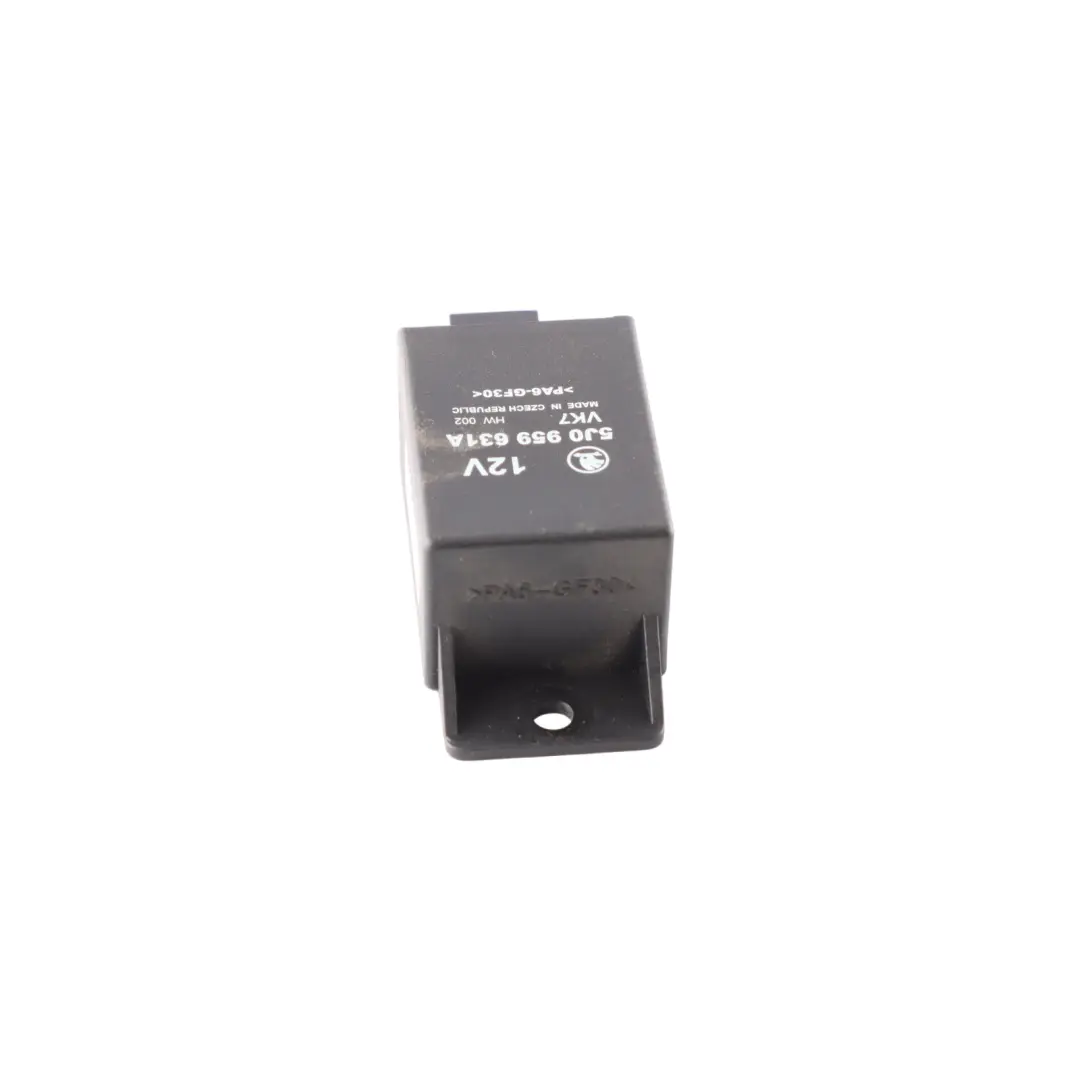 Lateral Acceleration Air Module Adaptor Relay 12V to Skoda Fabia 5J with Part number 5J0959631A Skoda Fabia 5J Lateral Acceleration Air Module Adaptor Relay 12V - SKU 5J0959631A - Part number 5J0959631A