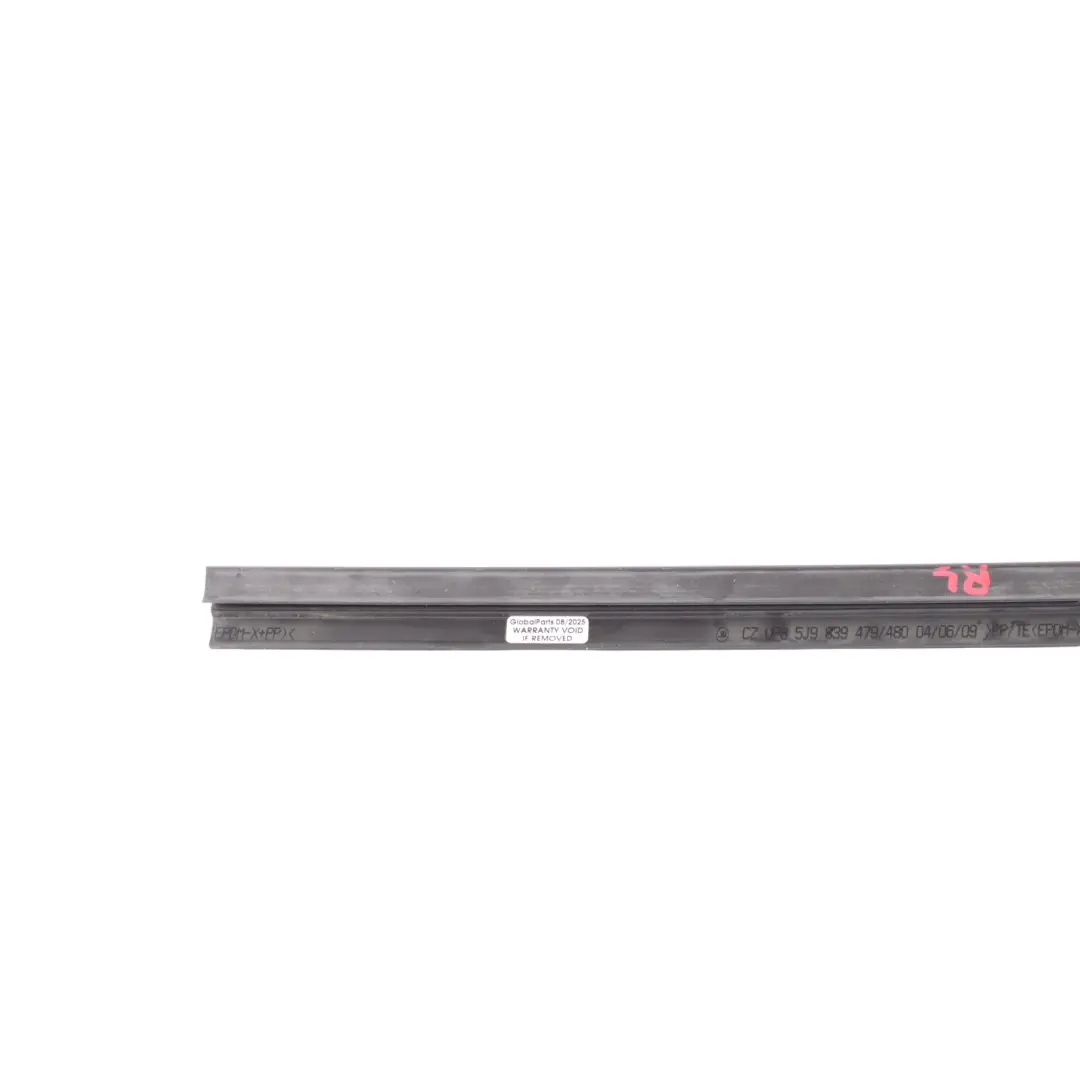 Skoda Fabia 5J Striscia Guarnizione Interna Lunotto Posteriore - SKU 5J6839479 - Numero di parte 5J6839479