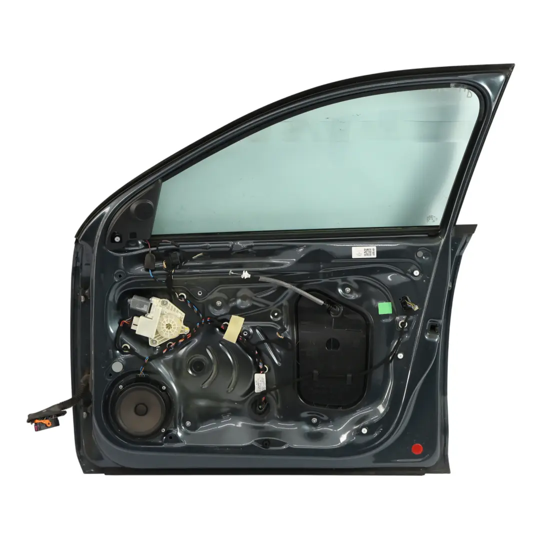 Drzwi Przednie Prawy Przód Szary Metalik - F7Y do Skoda Rapid NH1 o numerze 5JA831052C Skoda Rapid NH1 Drzwi Przednie Prawy Przód Szary Metalik - F7Y - SKU 5JA831052C-MEGR - Numer Części 5JA831052C