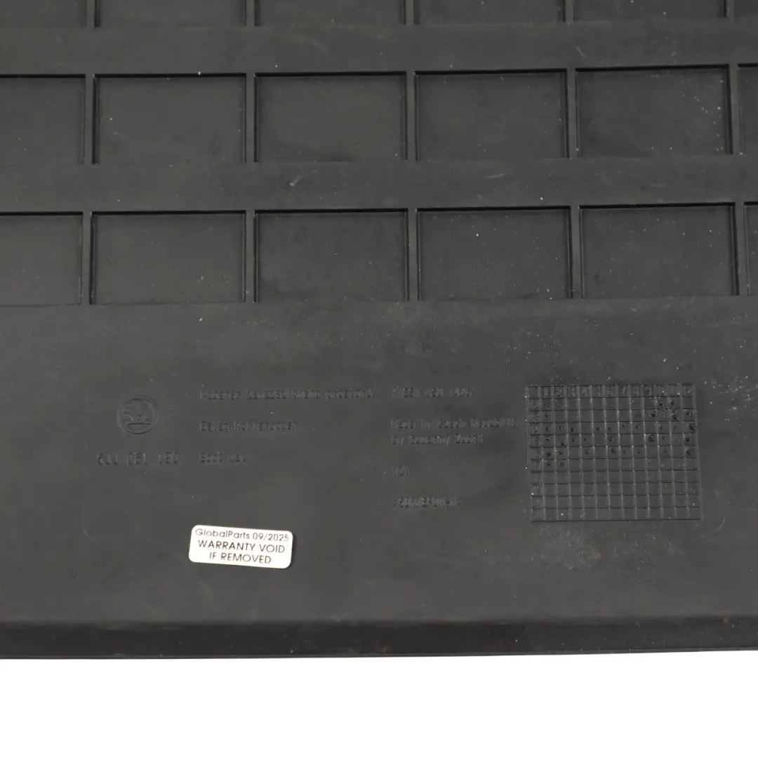 Boot Trunk Luggage Compartment Floor Pan Rubber Panel to Skoda Rapid NH1 with Part number 5JJ061190 Skoda Rapid NH1 Boot Trunk Luggage Compartment Floor Pan Rubber Panel - SKU 5JJ061190 - Part number 5JJ061190