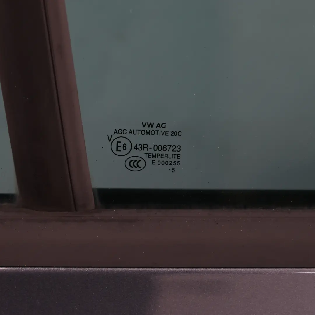Puerta Trasera Derecha Gris Metalizado - F7Y para Skoda Rapid NH1 con número de pieza 5JJ833052A Skoda Rapid NH1 Puerta Trasera Derecha Gris Metalizado - F7Y - SKU 5JJ833052A-MEGR - Número de pieza 5JJ833052A