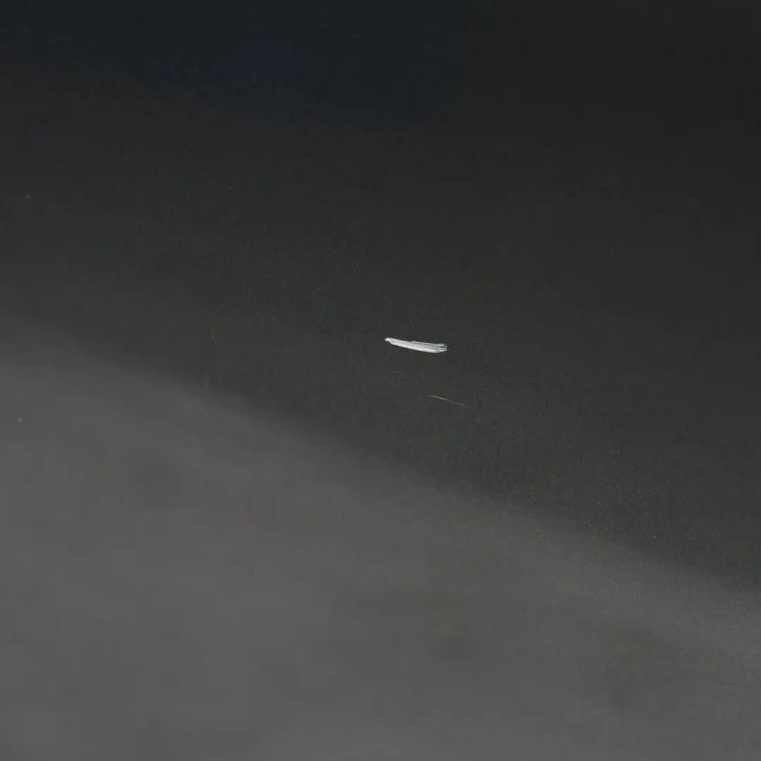 Puerta Trasera Derecha Gris Metalizado - F7Y para Skoda Rapid NH1 con número de pieza 5JJ833052A Skoda Rapid NH1 Puerta Trasera Derecha Gris Metalizado - F7Y - SKU 5JJ833052A-MEGR - Número de pieza 5JJ833052A