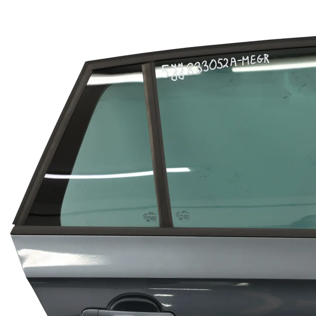 Skoda Rapid NH1 Puerta Trasera Derecha Gris Metalizado - F7Y - SKU 5JJ833052A-MEGR - Número de pieza 5JJ833052A