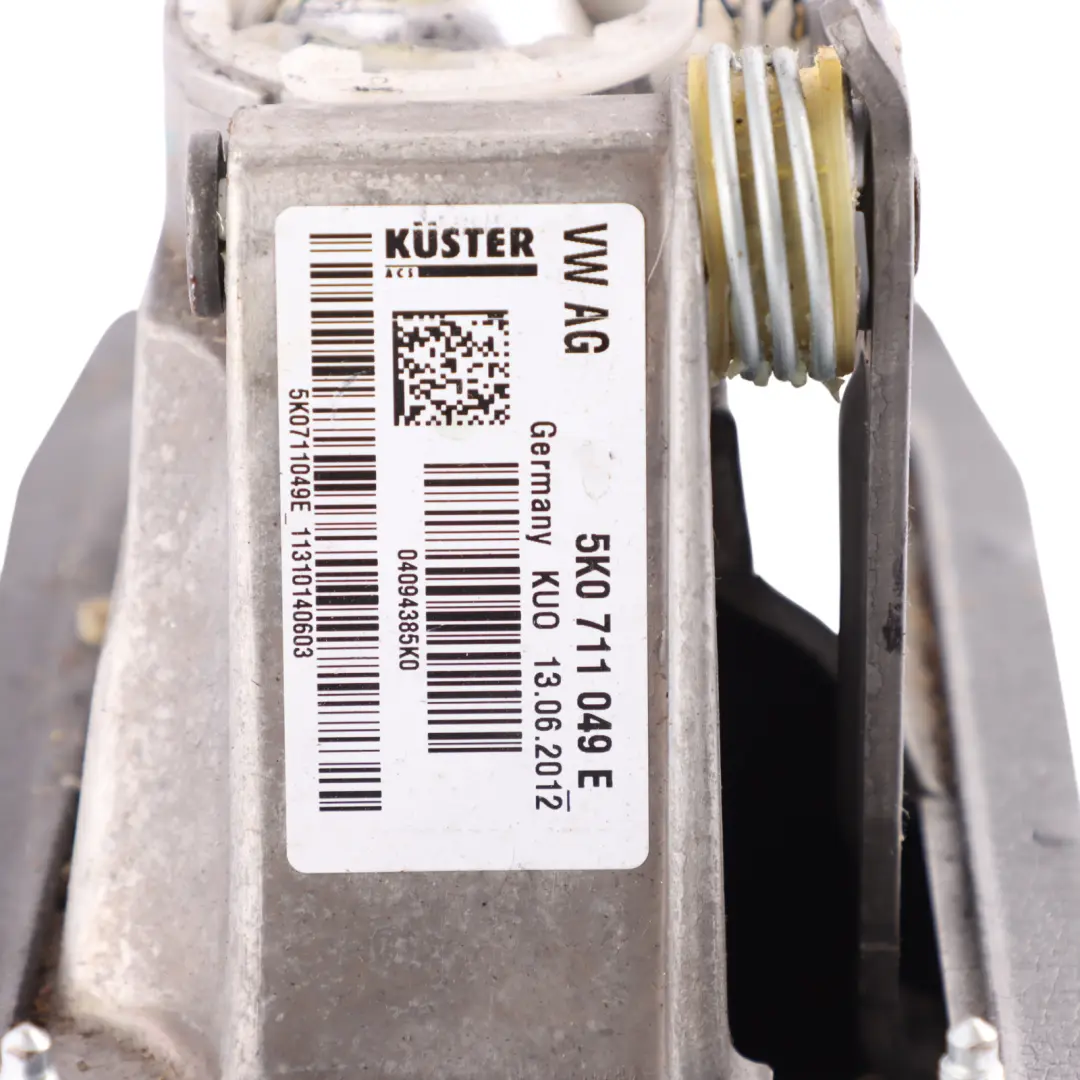 Skoda Yeti 5L Gearbox Linkage Lever Selector 6 Speed Manual - SKU 5K0711049E - Part number 5K0711049E