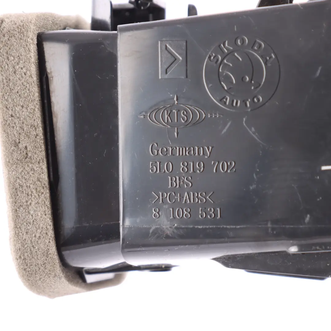 Skoda Yeti 5L A/C Air Condition Vent Outlet Nozzle Right O/S - SKU 5L0819702 - Part number 5L0819702