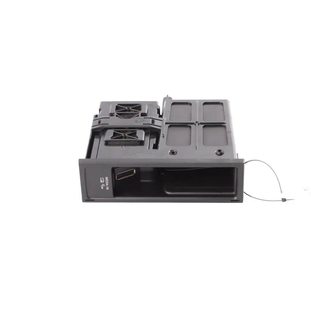 Volkswagen VW Scirocco Mk3 Boîtier Module D'Interface Multimédia - SKU 5N0035341F - Numéro de pièce 5N0035341F