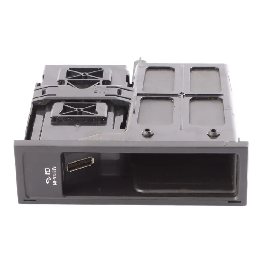 Modulo Interfaccia Multimediale Box per Volkswagen Golf Scirocco CC con numero di parte 5N0035341G Volkswagen Golf Scirocco CC Modulo Interfaccia Multimediale Box - SKU 5N0035341G - Numero di parte 5N0035341G