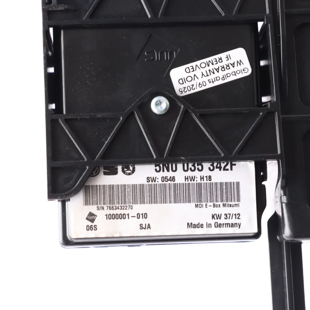 Moduł Interfejsu Multimedialnego Box do Volkswagen Golf Scirocco CC o numerze 5N0035341G Volkswagen Golf Scirocco CC Moduł Interfejsu Multimedialnego Box - SKU 5N0035341G - Numer Części 5N0035341G