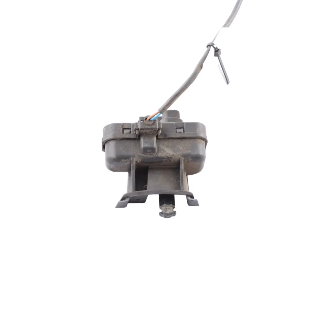 Filler Flap Actuator Release Servomotor to Volkswagen Tiguan 5N Fuel with Part number 5N0810773E Volkswagen Tiguan 5N Fuel Filler Flap Actuator Release Servomotor - SKU 5N0810773E - Part number 5N0810773E