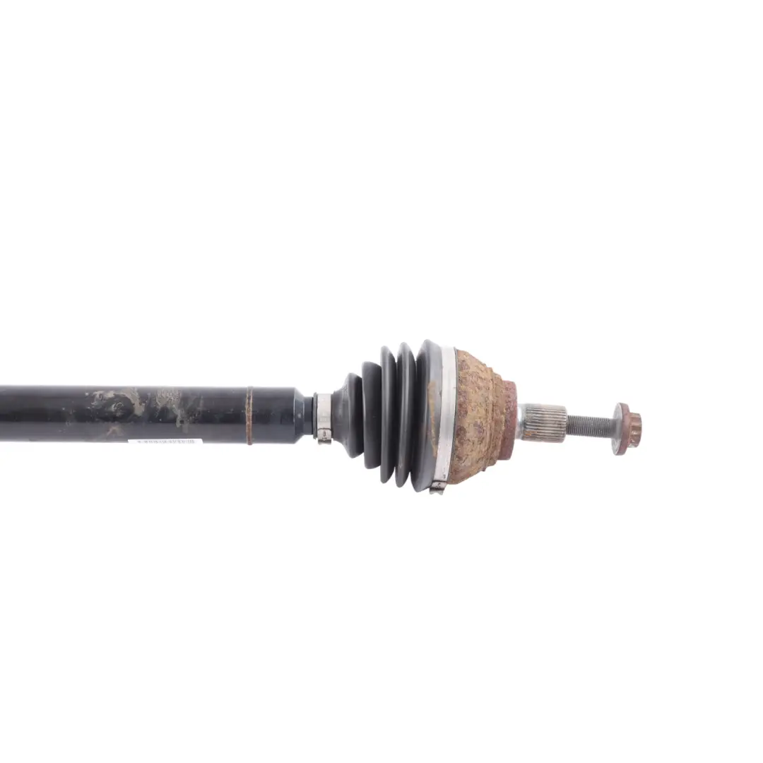 Front Axle Driveshaft Right O/S 2.0 TDI to Volkswagen Passat B7 with Part number 5Q0407272BM Volkswagen Passat B7 Front Axle Driveshaft Right O/S 2.0 TDI - SKU 5Q0407272BM - Part number 5Q0407272BM