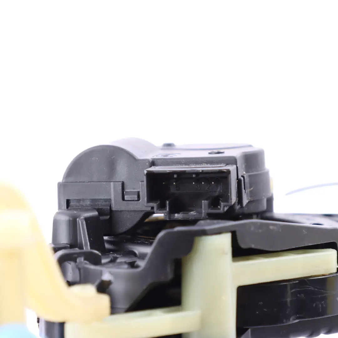 Volkswagen Polo VI Mk6 Air Vent Heater Actuator Flap Motor - SKU 5WA907511C-1 - Part number 5WA907511C