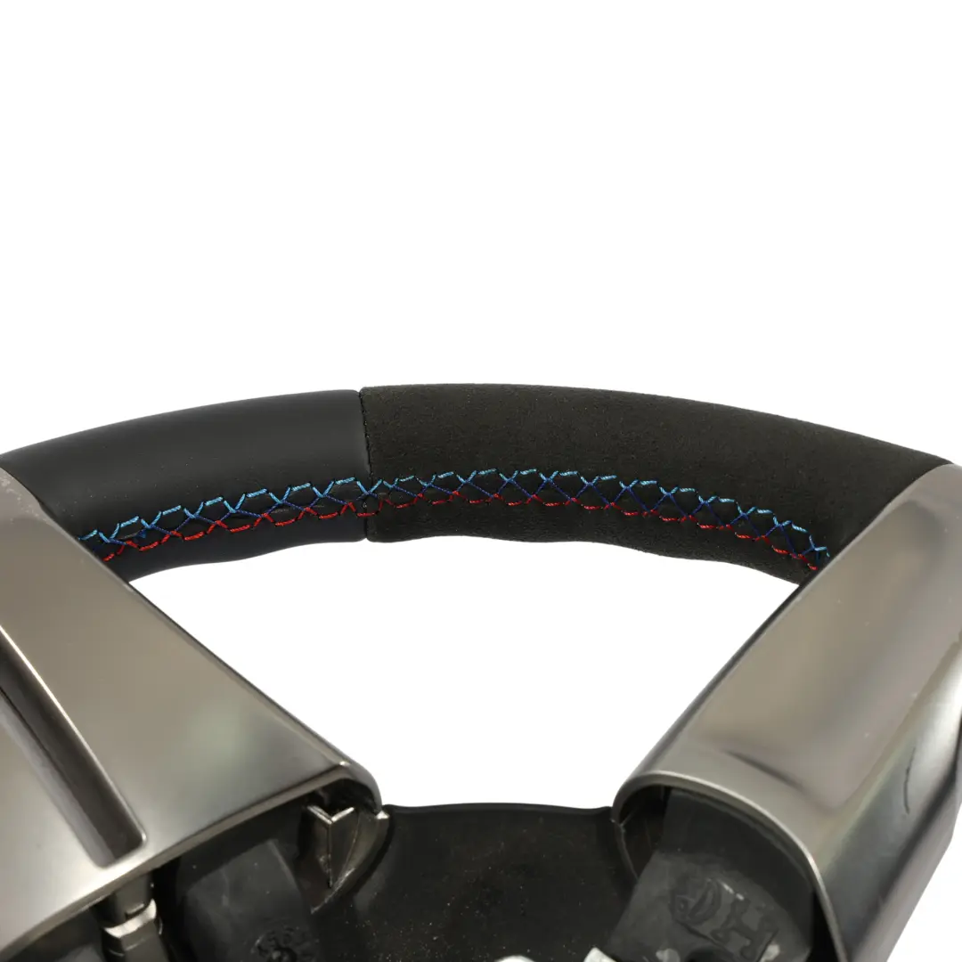 Volant NEUF Cuir Noir Alcantara M Sport Look pour BMW Z4 E85 Roadster à propos du numéro de pièce 6758158 BMW Z4 E85 Roadster Volant NEUF Cuir Noir Alcantara M Sport Look - SKU 6758158-1 - Numéro de pièce 6758158