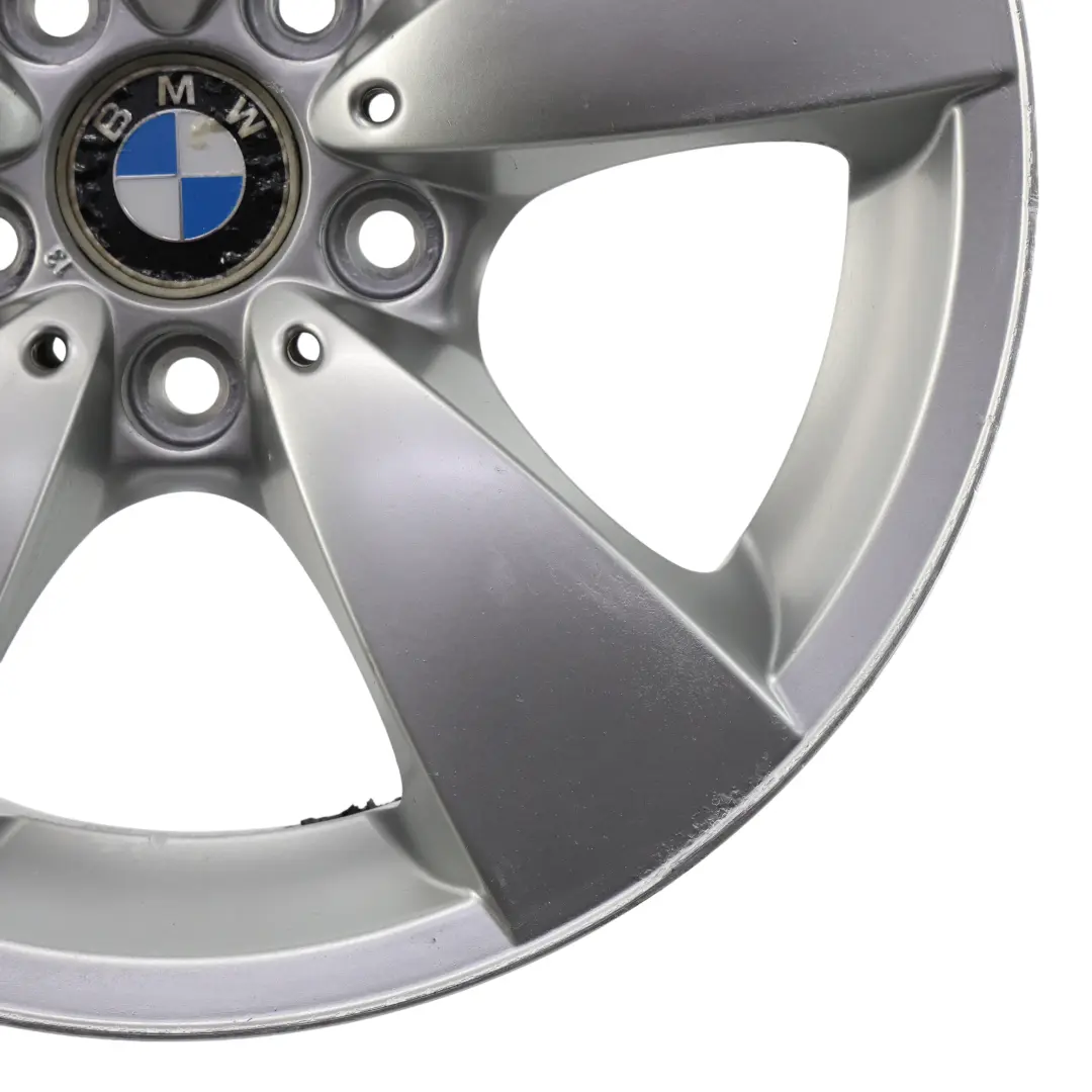 Jante en Alliage Argentée 17" Spider Spoke 138 ET:20 7,5J pour BMW E60 E61 à propos du numéro de pièce 6762001 BMW E60 E61 Jante en Alliage Argentée 17" Spider Spoke 138 ET:20 7,5J - SKU 6762001-2 - Numéro de pièce 6762001