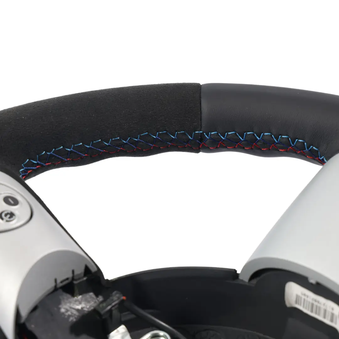 Steering Wheel NEW Black Leather Alcantara Sport to Mini Cooper R50 R52 R53 with Part number 6769733 Mini Cooper R50 R52 R53 Steering Wheel NEW Black Leather Alcantara Sport - SKU 6769733-2 - Part number 6769733