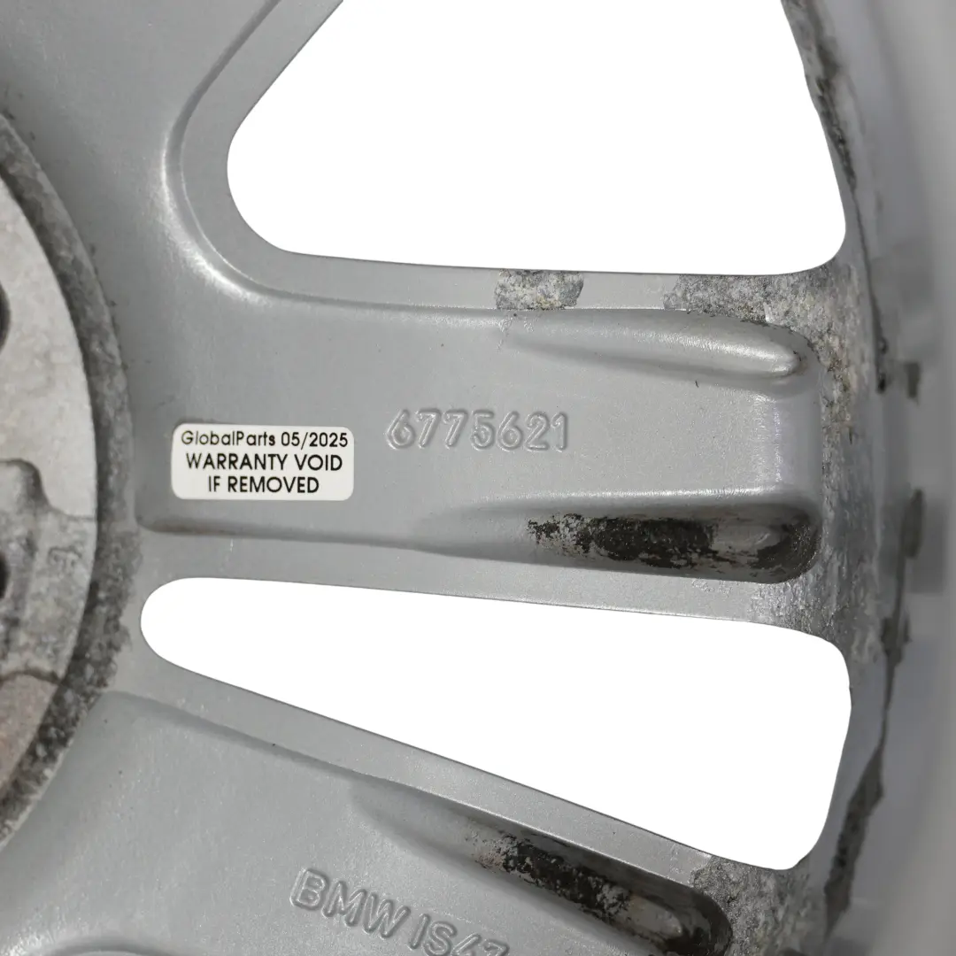 BMW E81 E82 Llanta Aleacion Plateada 17" V-Spoke 141 ET:47 7J 6762888 - SKU 6775621-2 - Número de pieza 6775621
