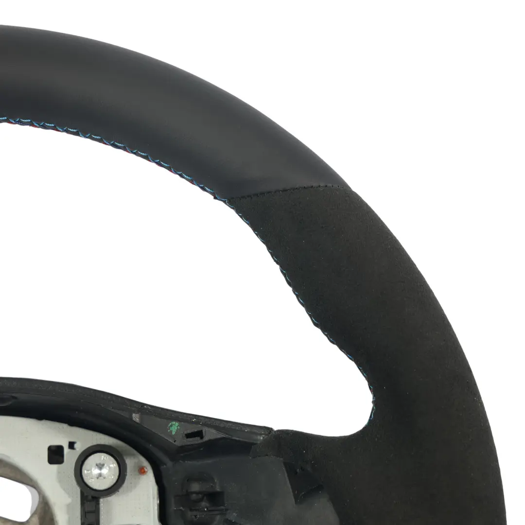 NUOVA Pelle / Alcantara M-Sport Look Volante per BMW E81 E82 E87 E90 E91 E92 con numero di parte 6795570 BMW E81 E82 E87 E90 E91 E92 NUOVA Pelle / Alcantara M-Sport Look Volante - SKU 6795570-9 - Numero di parte 6795570