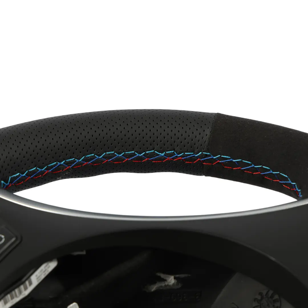 Look NUEVO Cuero Alcantara Embellecedor para BMW E81 E87 E90 E91 E92 Volante M Sport con número de pieza 6795570 BMW E81 E87 E90 E91 E92 Volante M Sport Look NUEVO Cuero Alcantara Embellecedor - SKU 6795570-6-TRIM - Número de pieza 6795570
