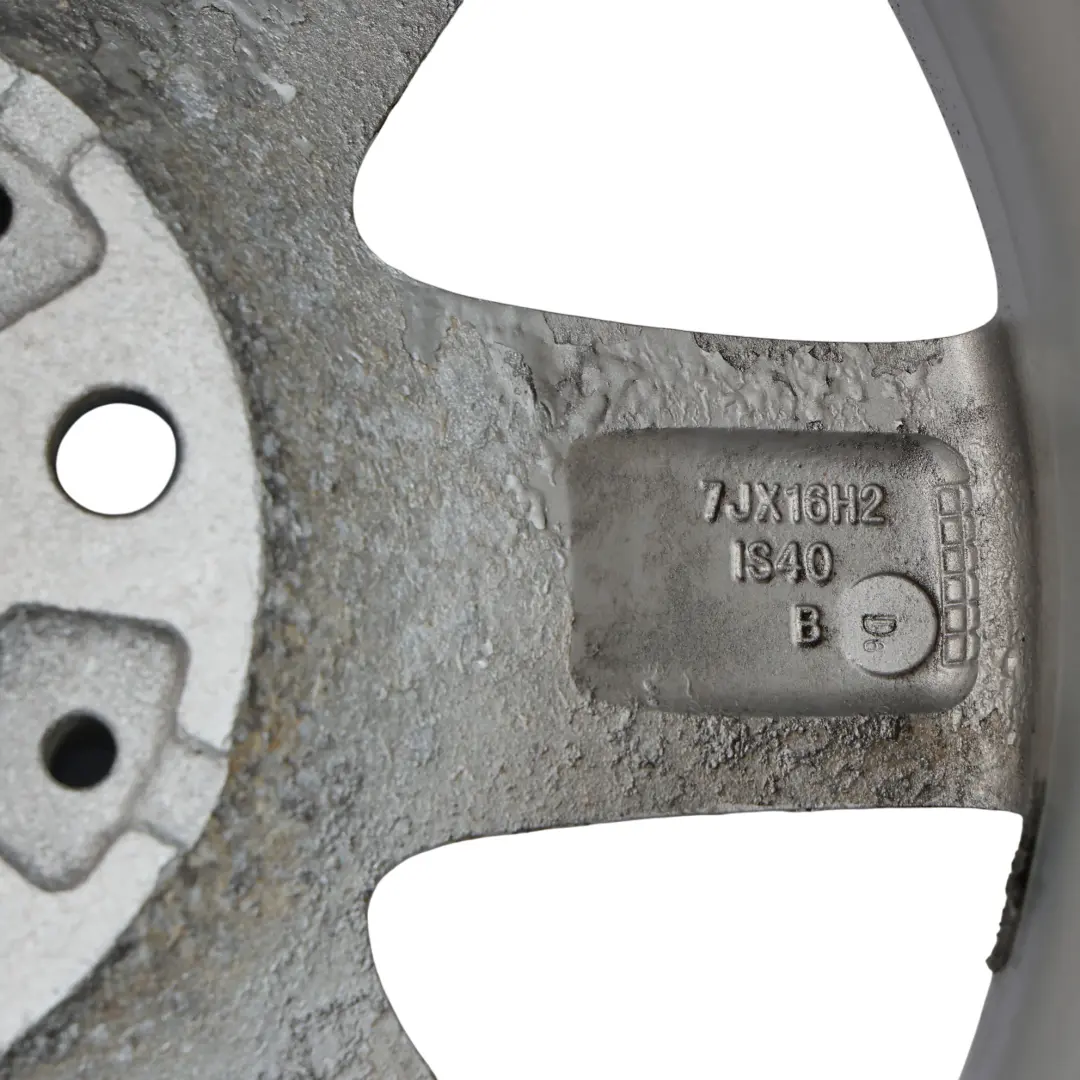 Silber Alu Felge Alufelge 16" Sternspeiche 377 7J ET:40 für BMW F20 F21 F22 mit Teilenummer 6796201 BMW F20 F21 F22 Silber Alu Felge Alufelge 16" Sternspeiche 377 7J ET:40 - SKU 6796201-2 - Teilenummer 6796201