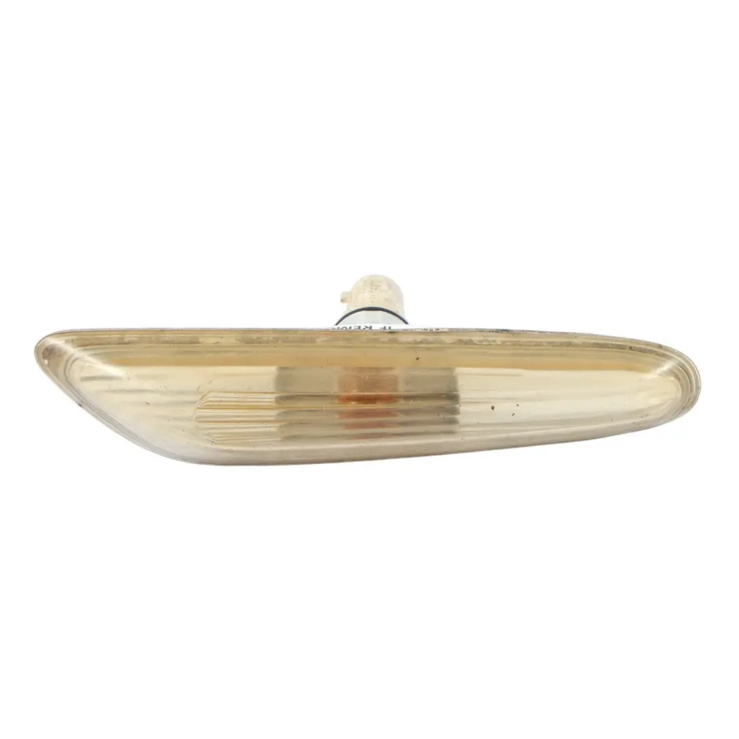 Clignotant Latéral Blanc Droit pour BMW E60 E61 à propos du numéro de pièce 6923920 BMW E60 E61 Clignotant Latéral Blanc Droit - SKU 6923920 - Numéro de pièce 6923920