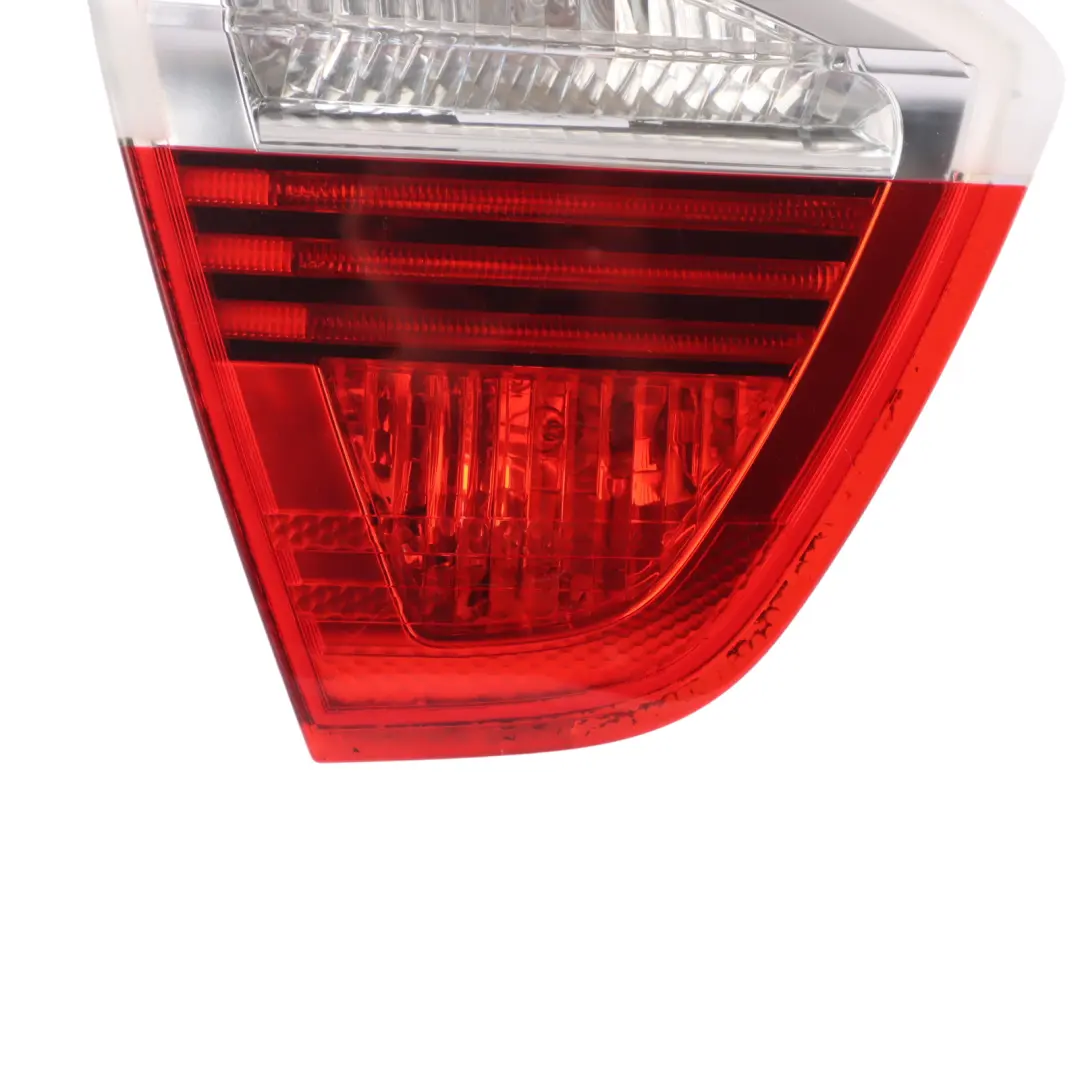 Luz Trasera Izquierda En Tapa De Maletero Luz Trasera para BMW E90 con número de pieza 6937459 BMW E90 Luz Trasera Izquierda En Tapa De Maletero Luz Trasera - SKU 6937459-4 - Número de pieza 6937459