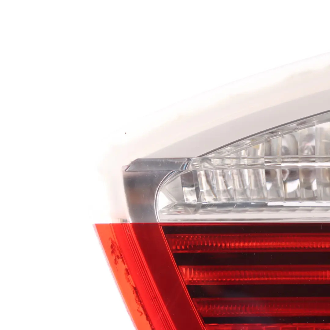 Lampada Posteriore BMW E90 Berlina Luce Nel Coperchio Bagagliaio Destra per con numero di parte 6937460 Lampada Posteriore BMW E90 Berlina Luce Nel Coperchio Bagagliaio Destra - SKU 6937460-1 - Numero di parte 6937460