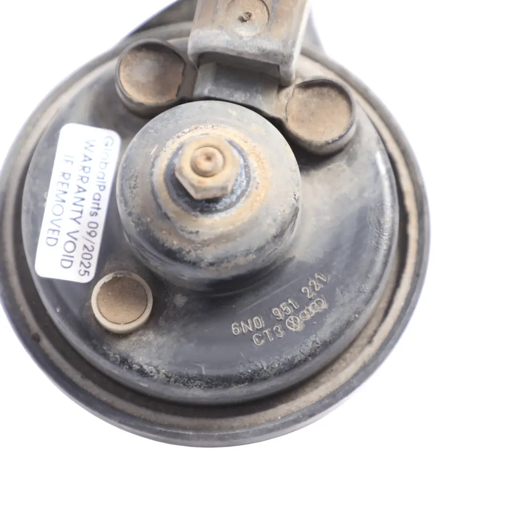7L Horn Sound Signal Fanfare Alarm Low Tone Siren 6N0951221 to Volkswagen Touareg with Part number 7L0951221 Volkswagen Touareg 7L Horn Sound Signal Fanfare Alarm Low Tone Siren 6N0951221 - SKU 7L0951221 - Part number 7L0951221