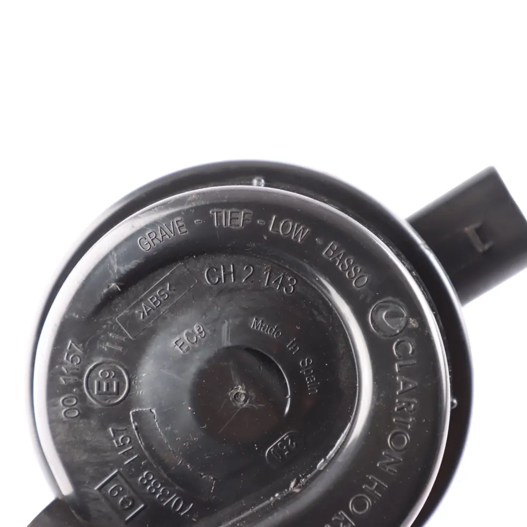 Signal Horn Low Tone Pitch Fanfare to Skoda Rapid NH1 with Part number 6R0951221B Skoda Rapid NH1 Signal Horn Low Tone Pitch Fanfare - SKU 6R0951221B - Part number 6R0951221B