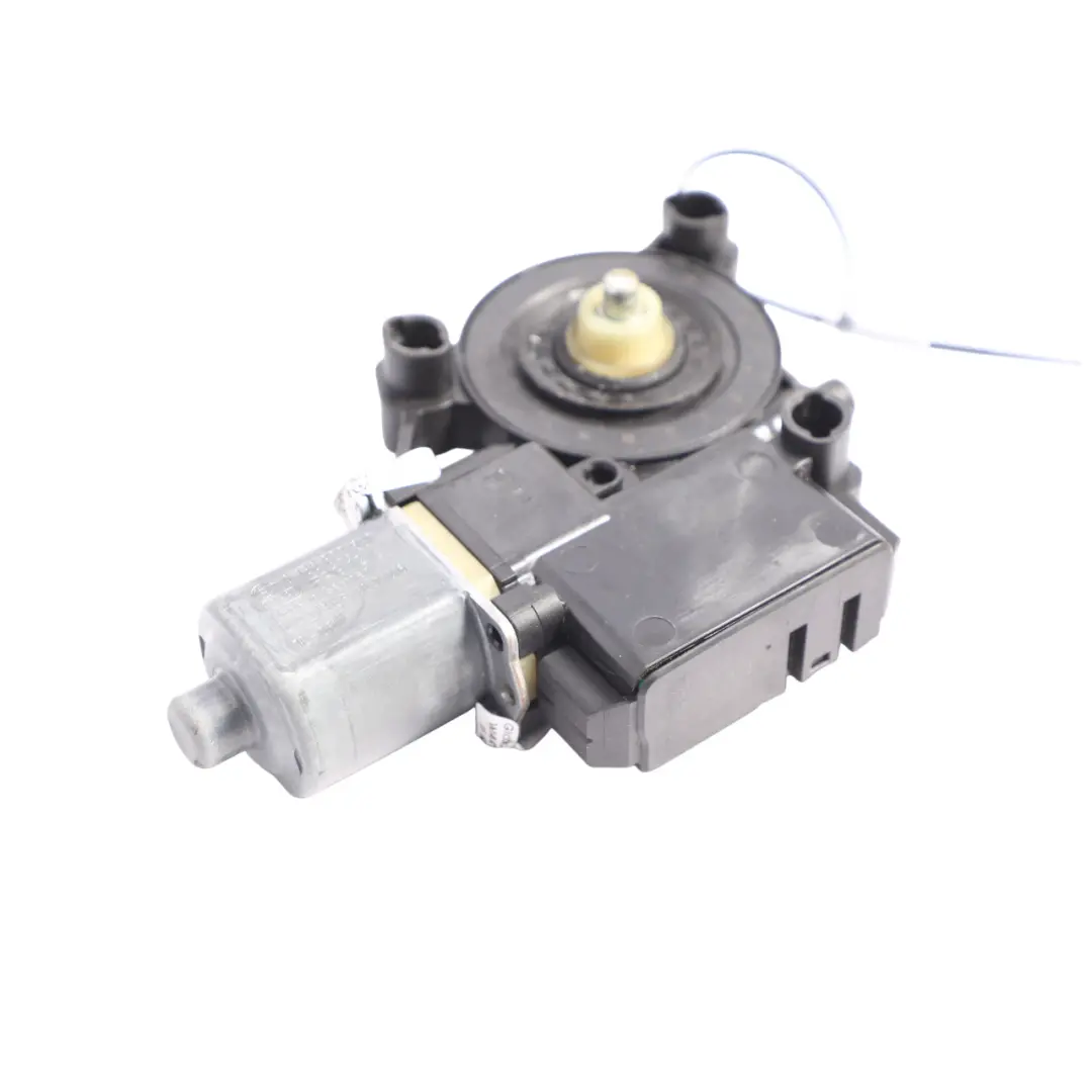 Mk5 6R Front Window Lifter Left N/S Regulator Motor to VW Polo with Part number 6R0959801T VW Polo Mk5 6R Front Window Lifter Left N/S Regulator Motor - SKU 6R0959801T - Part number 6R0959801T