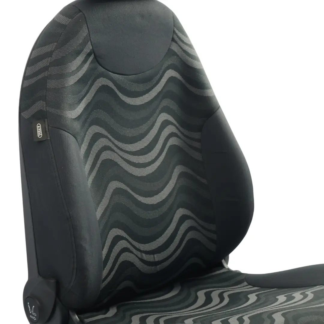 Przedni Fotel Tkanina Aqua Panther Black Prawy do Mini Cooper One R50 o numerze 7073068 Mini Cooper One R50 Przedni Fotel Tkanina Aqua Panther Black Prawy - SKU 7073068-2 - Numer Części 7073068