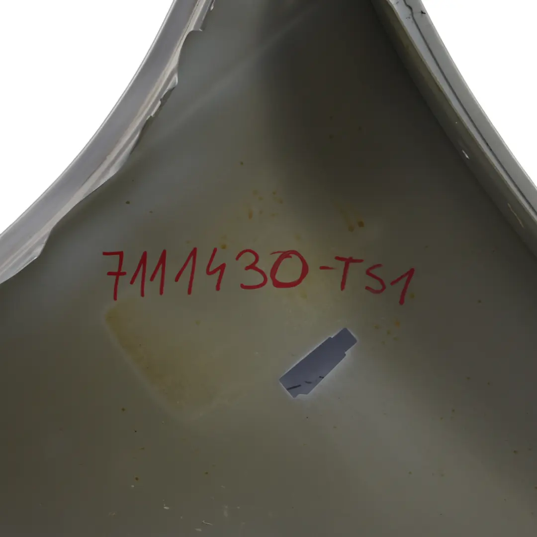 Seitenteil Kotflügel Vorne Rechts Titan Silber Metallic - 354 für BMW E60 E61 mit Teilenummer 7111430 BMW E60 E61 Seitenteil Kotflügel Vorne Rechts Titan Silber Metallic - 354 - SKU 7111430-TS1 - Teilenummer 7111430