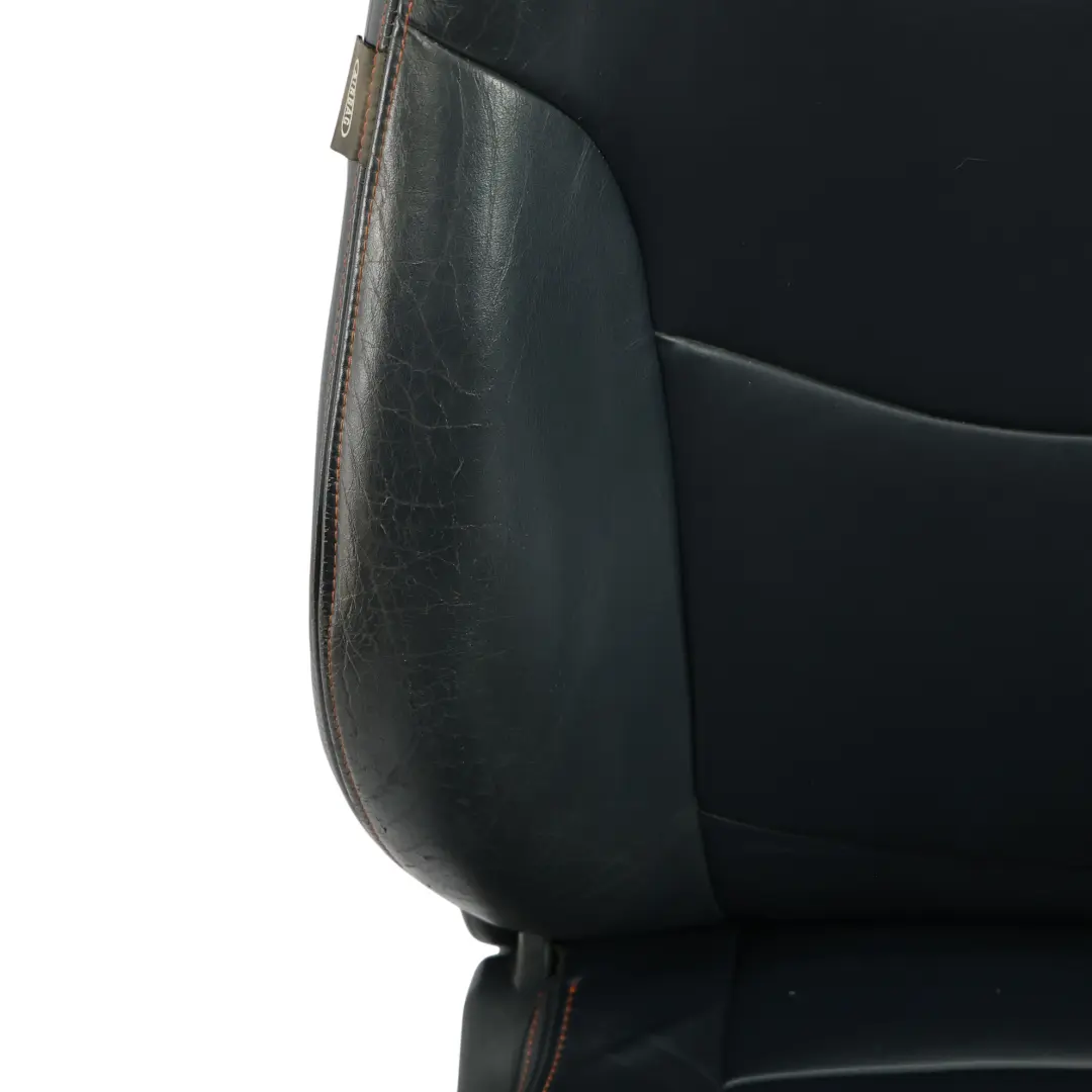 Fotel Przedni Sport Grzany Prawy Skóra Gravity Granatowy do Mini Cooper R52 o numerze 7132548 Mini Cooper R52 Fotel Przedni Sport Grzany Prawy Skóra Gravity Granatowy - SKU 7132548-1 - Numer Części 7132548