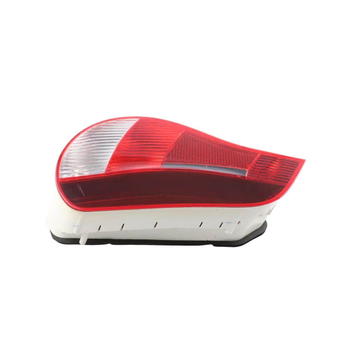 Lamp BMW Z4 E85 E86 Tailgate Tail Light Right O/S to Rear with Part number 7162730 Rear Lamp BMW Z4 E85 E86 Tailgate Tail Light Right O/S - SKU 7162730-1 - Part number 7162730