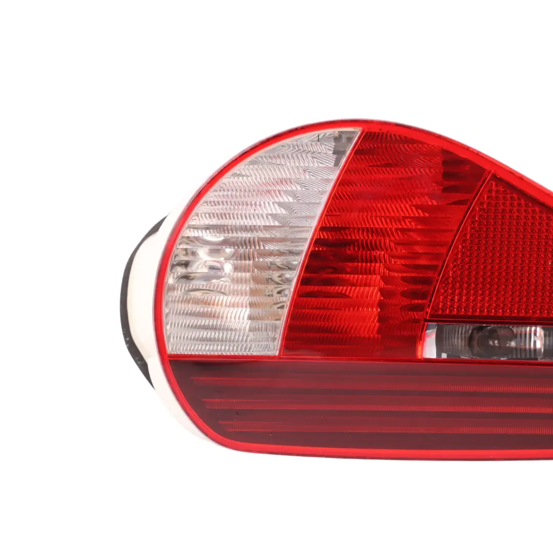 Lamp BMW Z4 E85 E86 Tailgate Tail Light Right O/S to Rear with Part number 7162730 Rear Lamp BMW Z4 E85 E86 Tailgate Tail Light Right O/S - SKU 7162730-1 - Part number 7162730