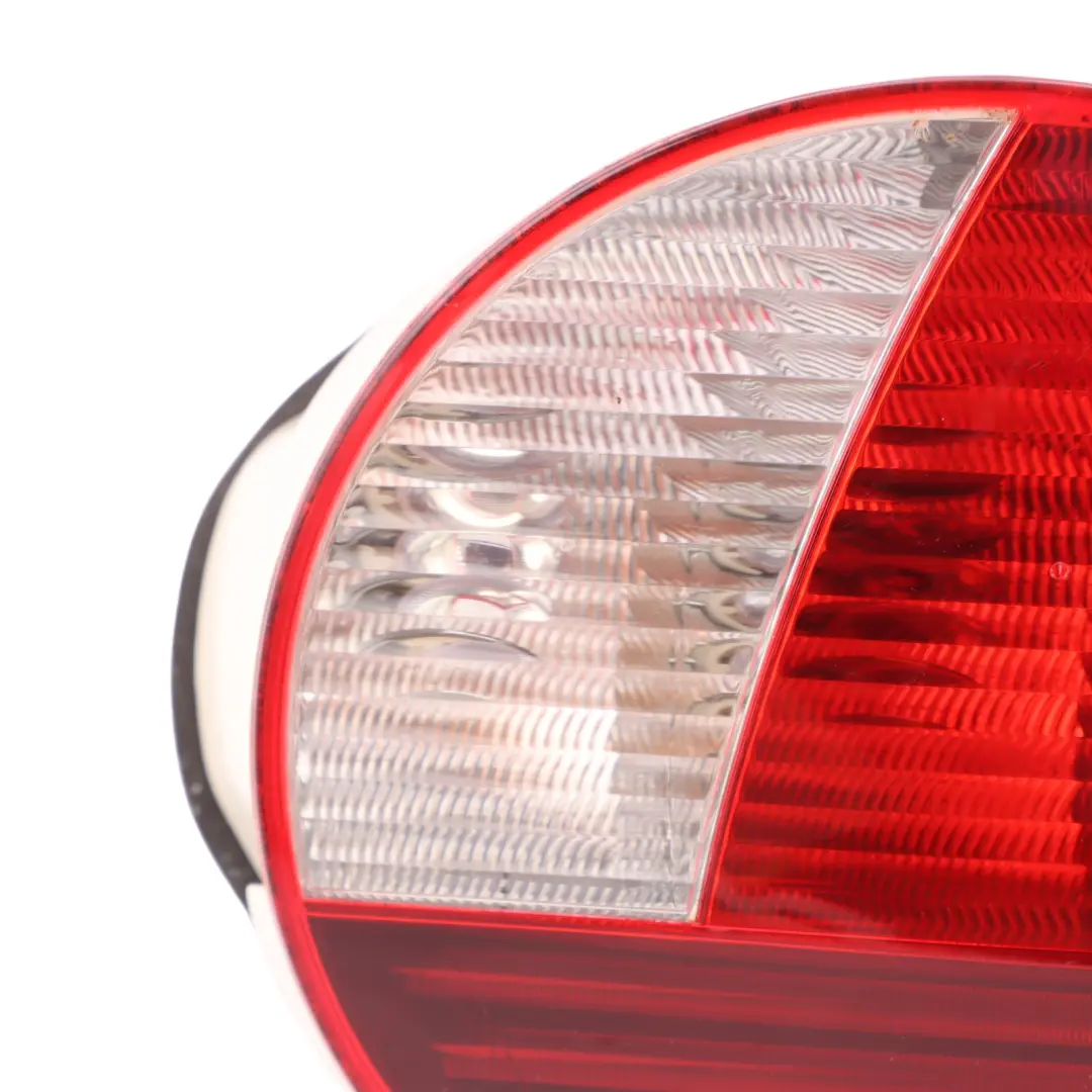 Lamp BMW Z4 E85 E86 Tailgate Tail Light Right O/S to Rear with Part number 7162730 Rear Lamp BMW Z4 E85 E86 Tailgate Tail Light Right O/S - SKU 7162730-1 - Part number 7162730