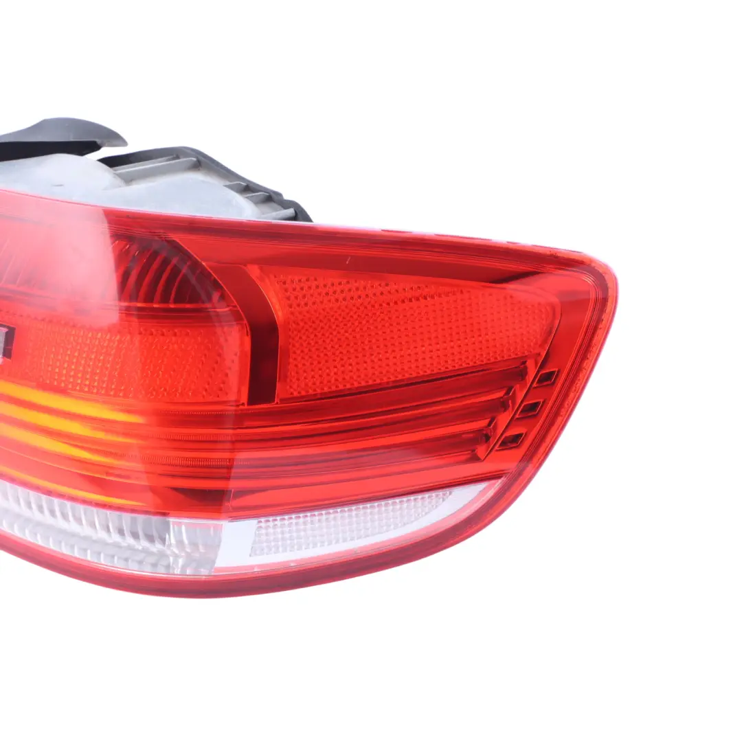 Lamp BMW E92 Coupe Light In Side Panel Right O/S to Rear with Part number 7174404 Rear Lamp BMW E92 Coupe Light In Side Panel Right O/S - SKU 7174404-2 - Part number 7174404