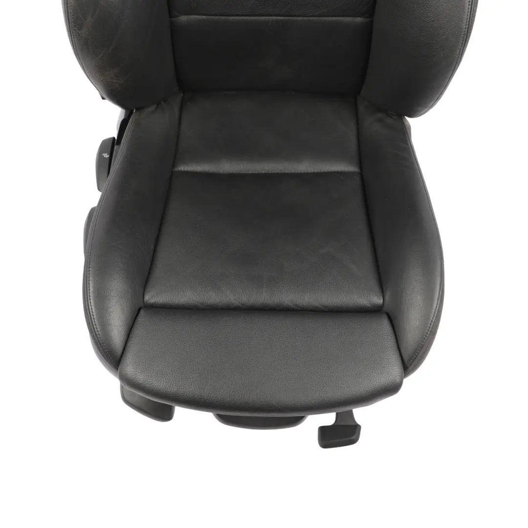 Heated Front Right O/S Seat Black Leather schwarz to BMW Z4 E89 Roadster Cabrio with Part number 7213912 BMW Z4 E89 Roadster Cabrio Heated Front Right O/S Seat Black Leather schwarz - SKU 7213912-1 - Part number 7213912