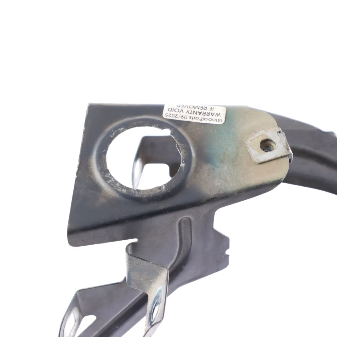 Front Side Panel Bracket Holder Left 1 N/S Tiefsee Blau - A76 7193421 to BMW F07 with Part number 7230575 BMW F07 Front Side Panel Bracket Holder Left 1 N/S Tiefsee Blau - A76 7193421 - SKU 7230575-DSB - Part number 7230575