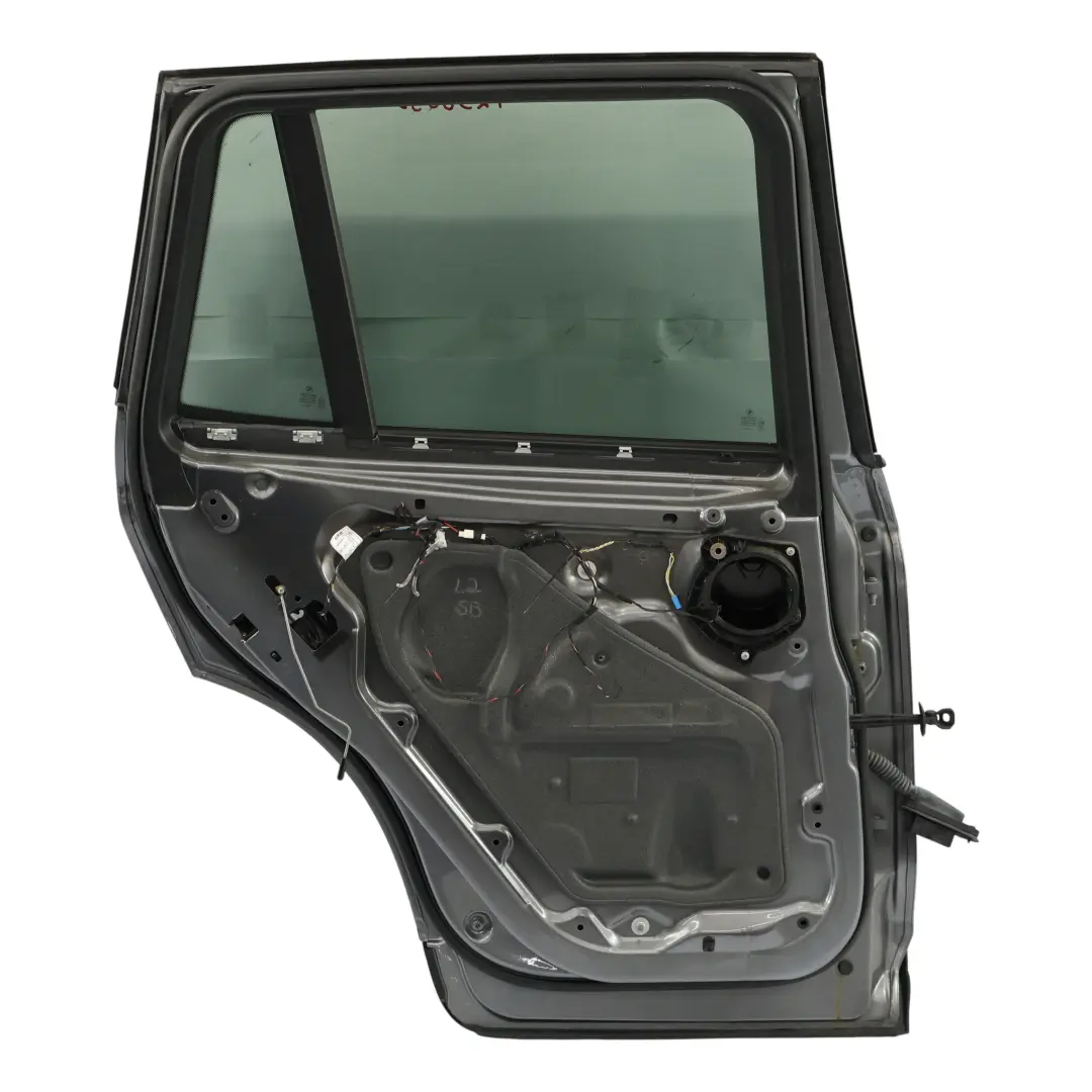 Drzwi Lewe Tylne Spacegrau Szary Metalik - A52 do BMW X3 F25 o numerze 7238695 BMW X3 F25 Drzwi Lewe Tylne Spacegrau Szary Metalik - A52 - SKU 7238695-SCG - Numer Części 7238695