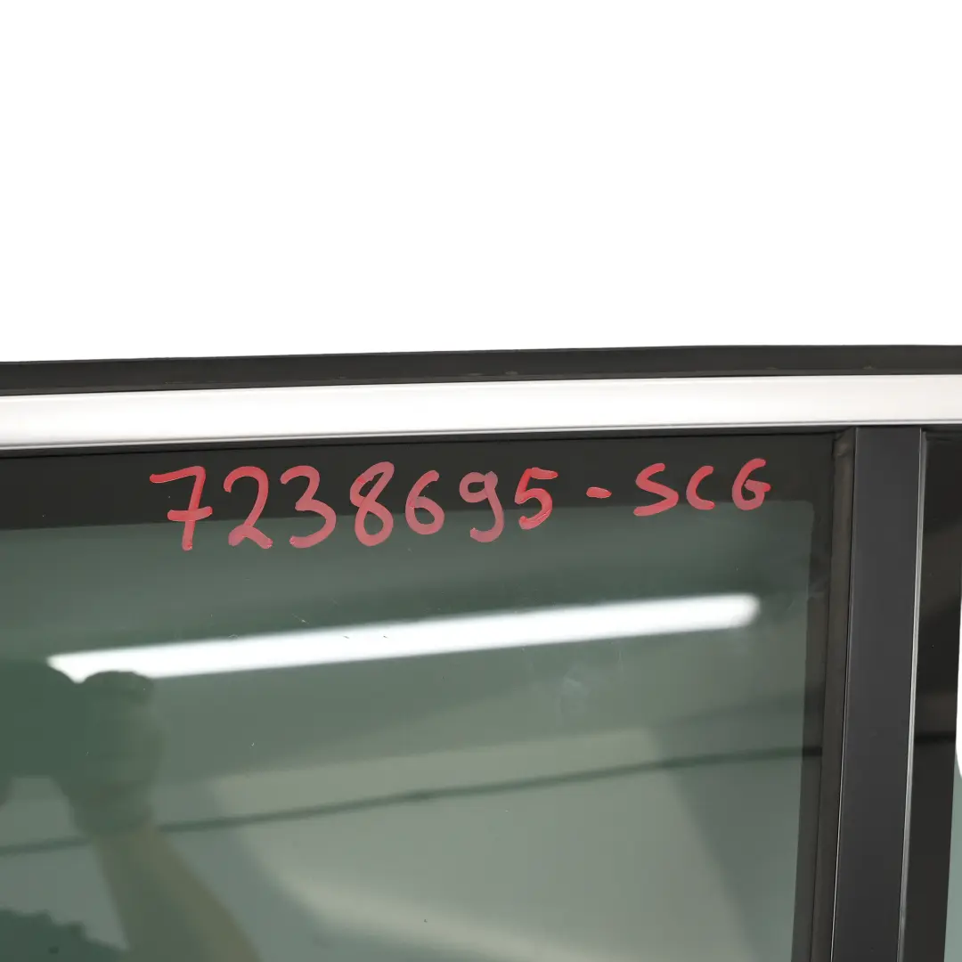 Porta posteriore sinistra Spacegrau Metallic Grigio- A52 per BMW X3 F25 con numero di parte 7238695 BMW X3 F25 Porta posteriore sinistra Spacegrau Metallic Grigio- A52 - SKU 7238695-SCG - Numero di parte 7238695