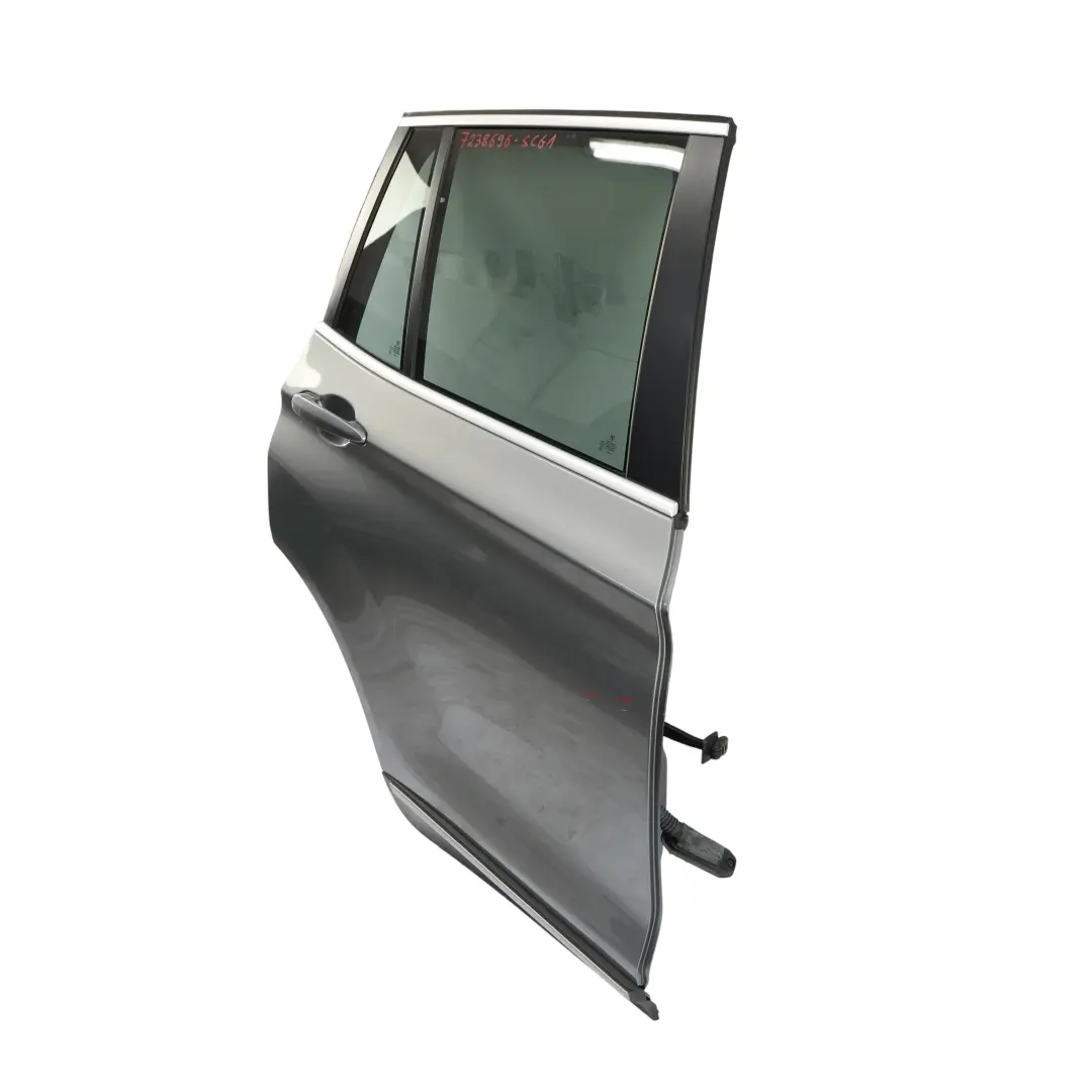 Drzwi Prawe Tylny Spacegrau Szary Metalik - A52 do BMW X3 F25 o numerze 7238696 BMW X3 F25 Drzwi Prawe Tylny Spacegrau Szary Metalik - A52 - SKU 7238696-SCG1 - Numer Części 7238696