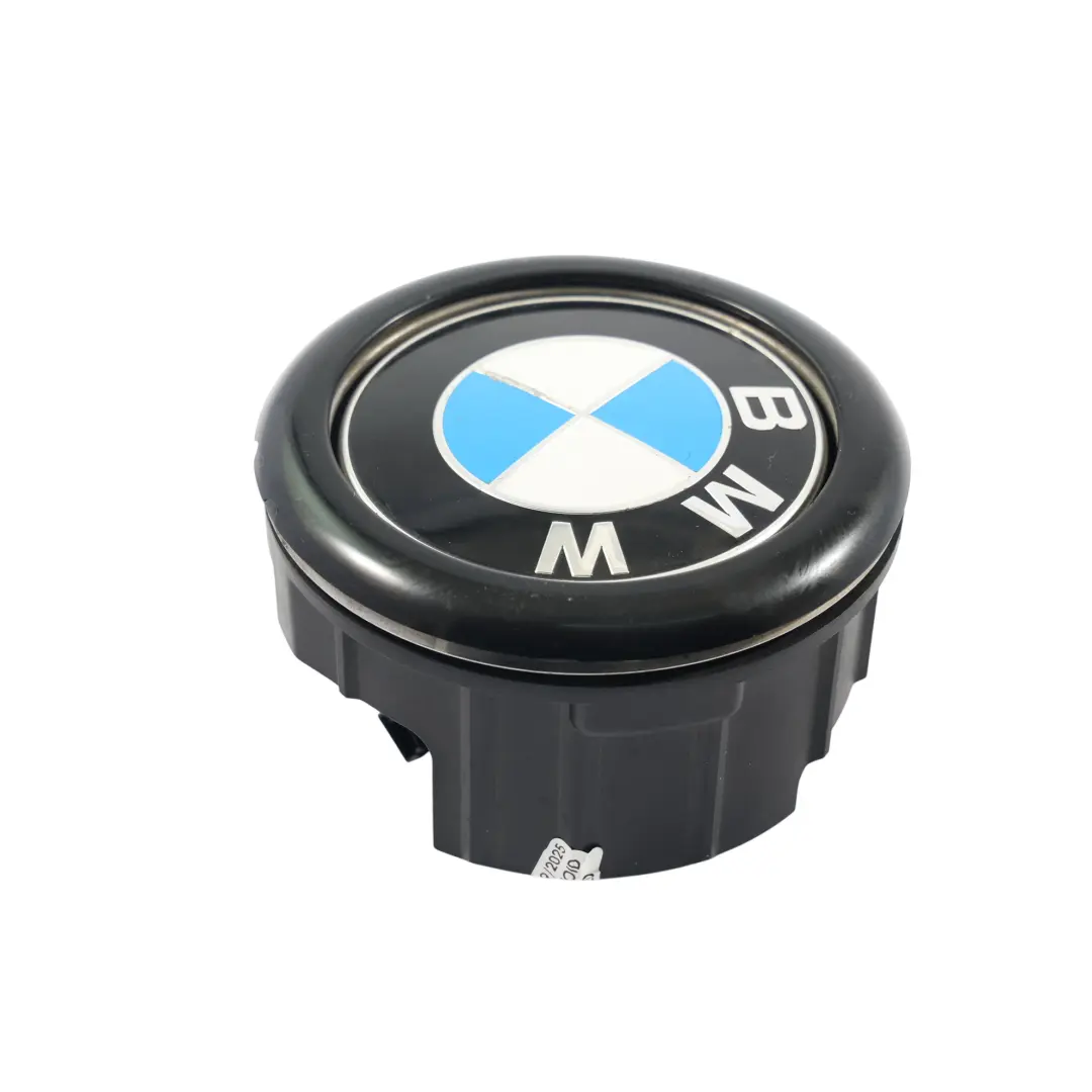 Trunk Emblem Handle Button Tailgate Badge Opening Black to BMW F20 F21 with Part number 7248535 BMW F20 F21 Trunk Emblem Handle Button Tailgate Badge Opening Black - SKU 7248535-4 - Part number 7248535