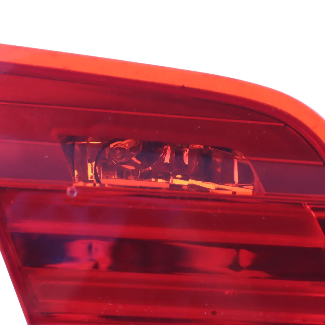 Lampa Klapy Bagażnika Lewy Tył DEPO do BMW E92 LCI Coupe o numerze 7252779 BMW E92 LCI Coupe Lampa Klapy Bagażnika Lewy Tył DEPO - SKU 7252779-DEPO - Numer Części 7252779