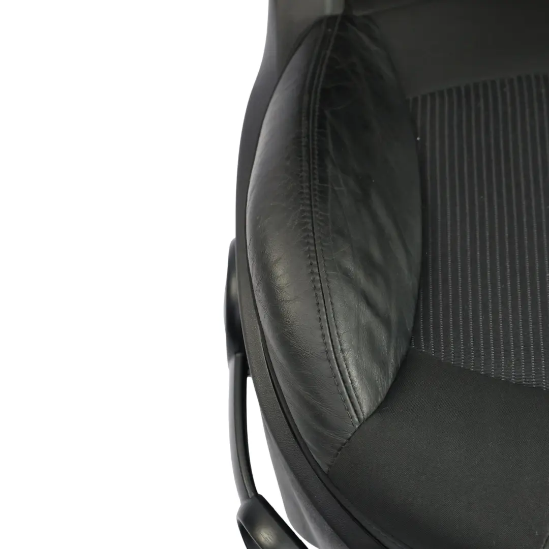 Sedile Anteriore Sport Panno Nero Pelle Ray Destro per Mini Cooper R55 R56 con numero di parte 7270196 Mini Cooper R55 R56 Sedile Anteriore Sport Panno Nero Pelle Ray Destro - SKU 7270196-3 - Numero di parte 7270196