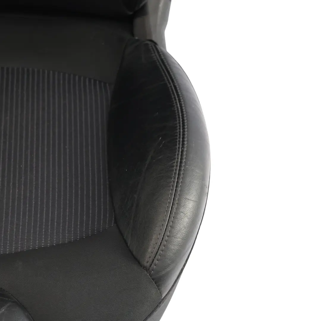 Sedile Anteriore Sport Panno Nero Pelle Ray Destro per Mini Cooper R55 R56 con numero di parte 7270196 Mini Cooper R55 R56 Sedile Anteriore Sport Panno Nero Pelle Ray Destro - SKU 7270196-3 - Numero di parte 7270196