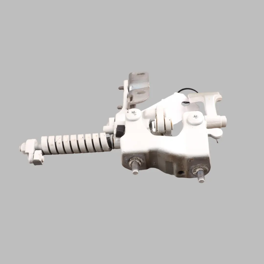 BMW F31 Rear Right O/S Trunk Lid Hinge Mineral White Metallic - A96 7263158 - SKU 7298070-MW - Part number 7298070