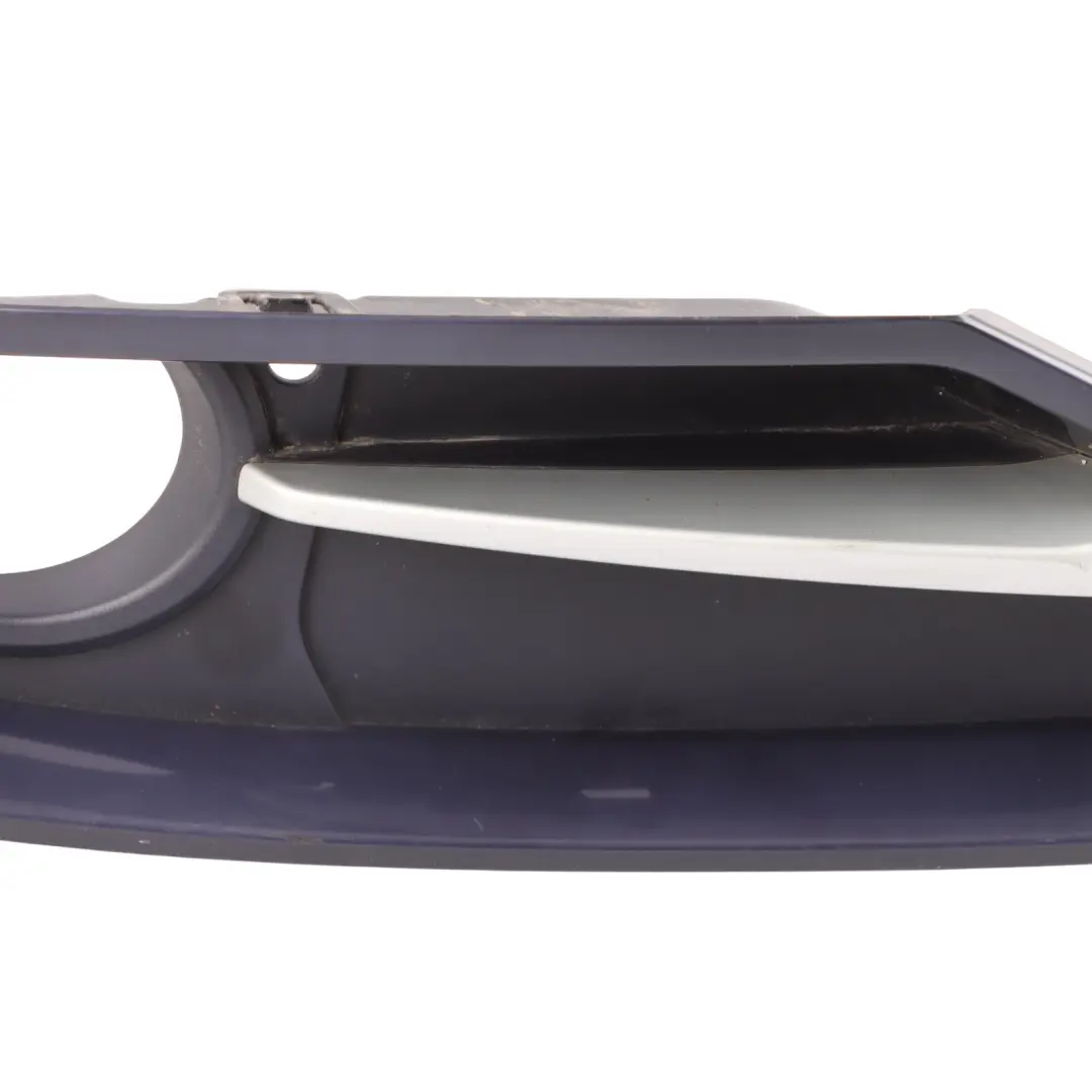 Griglia Fendinebbia Anteriore Destro Sport Line per BMW F30 F31 con numero di parte 7300738 BMW F30 F31 Griglia Fendinebbia Anteriore Destro Sport Line - SKU 7300738-1 - Numero di parte 7300738